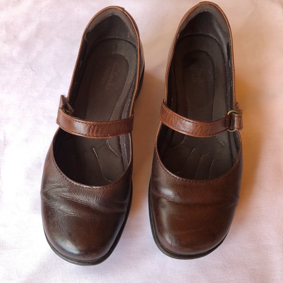 Clarins | Shoes | Clarks Artisan Brown Leather Mary Jane Wedge 75 M | Poshmark